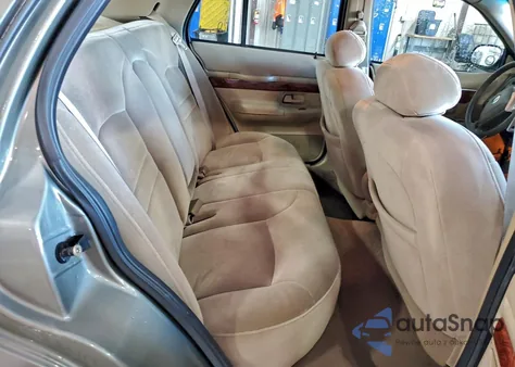 2002 Mercury Grand Marquis Gs из США, поврежденный, VIN 2MEFM74W72X655748